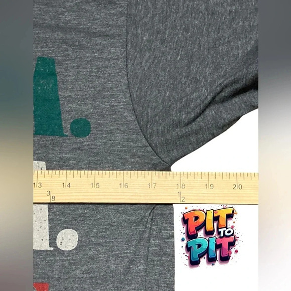 Gray EPCOT T-shirt size medium
BIN 29 - Picture 3 of 5